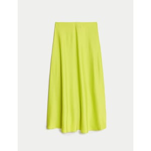 Sienna Miller's VERY trendy M&S collection is revealed: Lime green