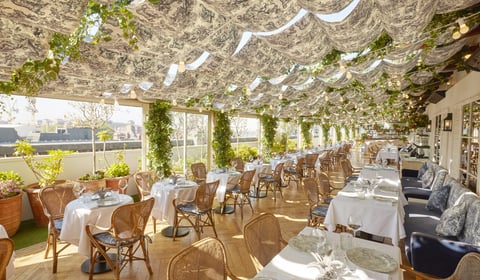 the-dioriviera-in-london-selfridge-s-opens-a-dior-pop-up-restaurant